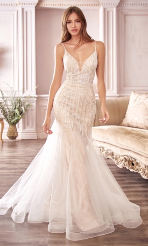 Lang brudekjole CDS401 i glimmertyl med volanger i skørtet | bridalstore.dk