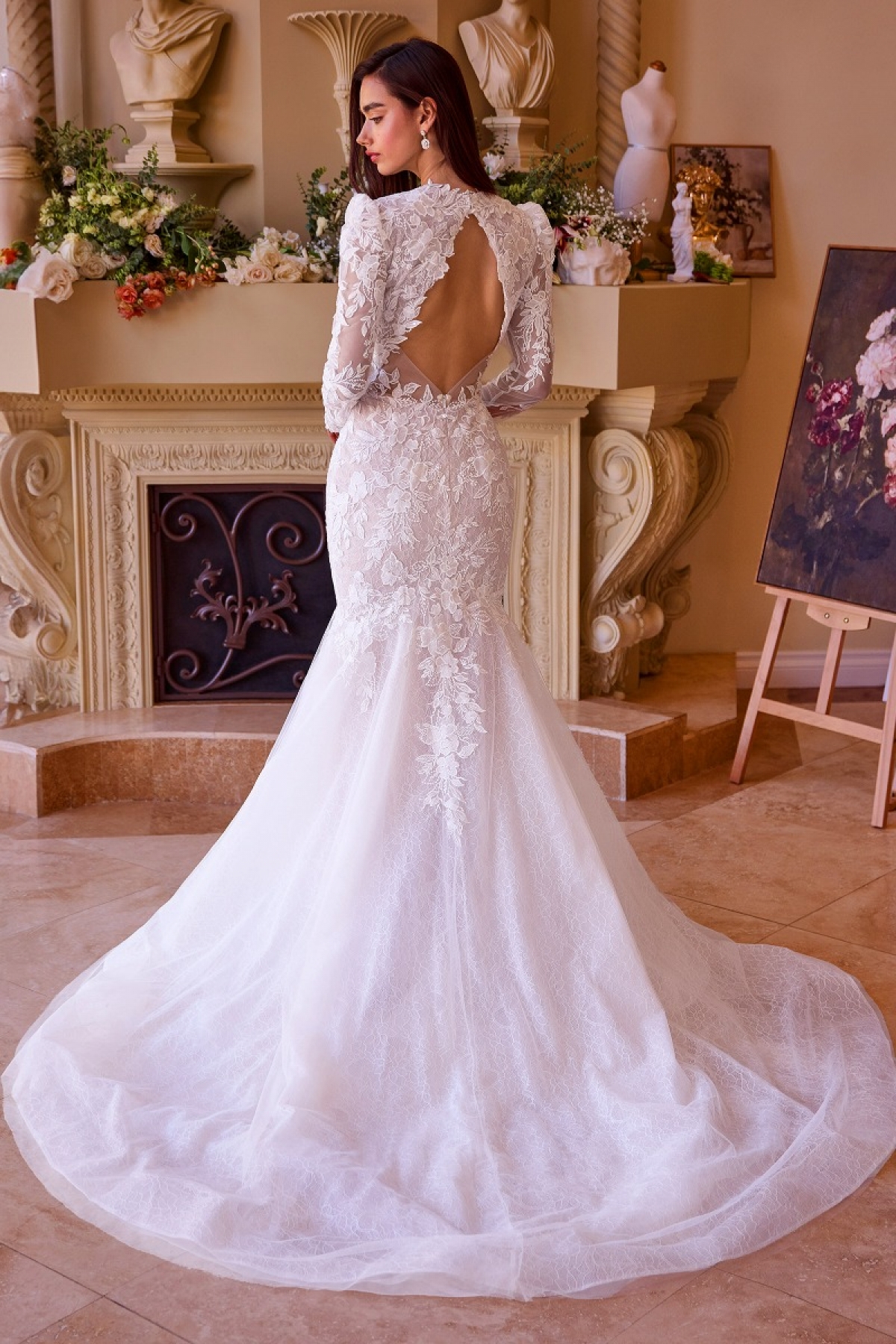 Lang brudekjole WL036 i tyl med blonde på overdel | bridalstore.dk