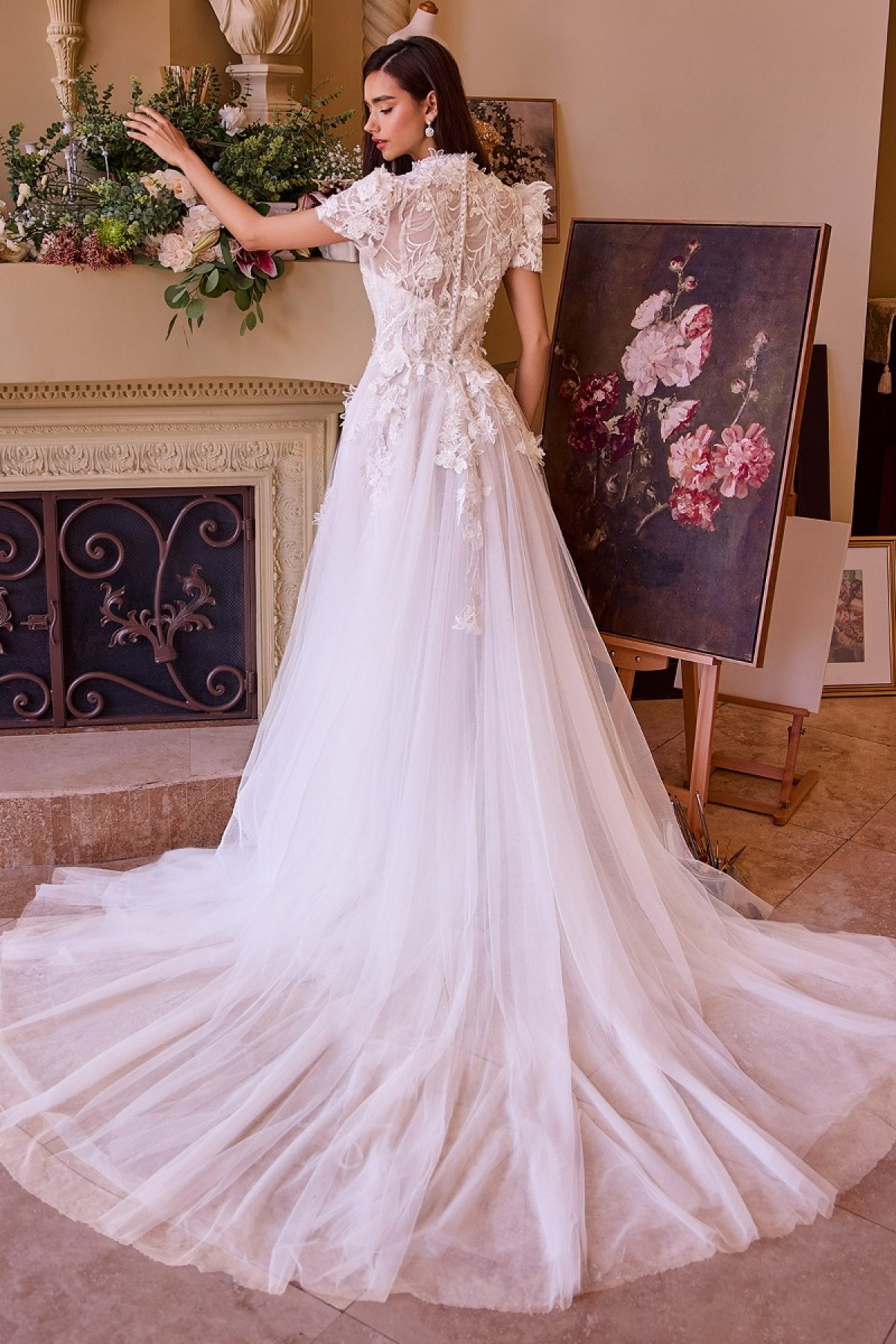 Lang brudekjole WL040 i blonde med blomsterbroderi | bridalstore.dk