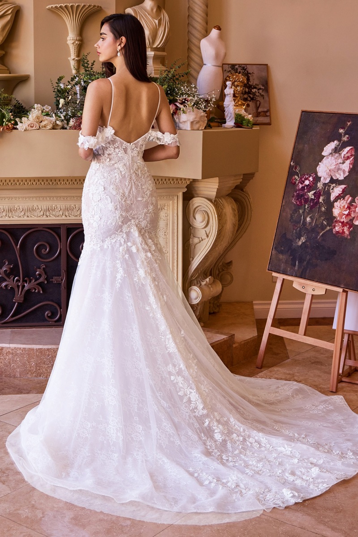Lang brudekjole WL051 i blonde med blomsterbroderi | bridalstore.dk