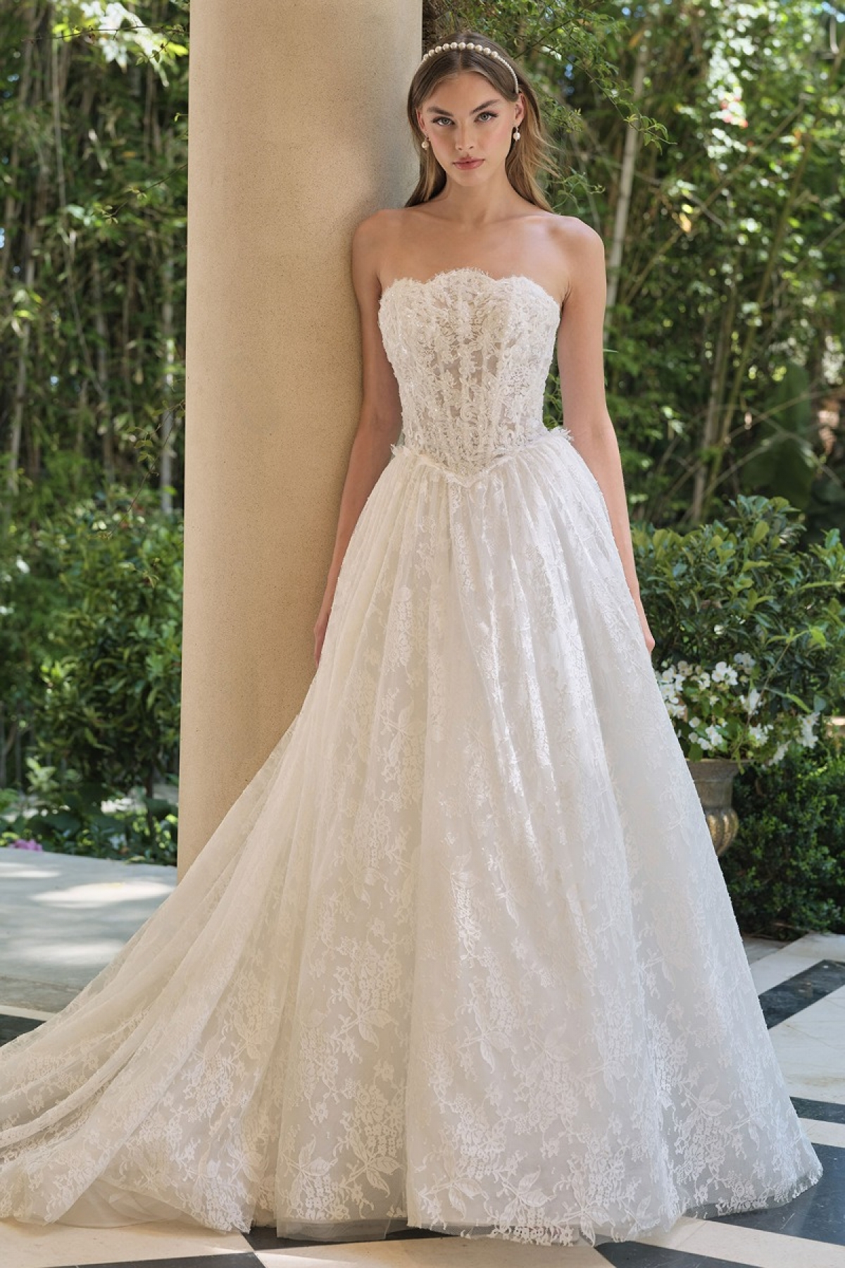 Lang brudekjole WL061 i blonde med korsettop | bridalstore.dk