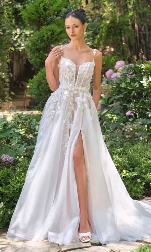 Lang brudekjole WL063 i tyl med slids | bridalstore.dk