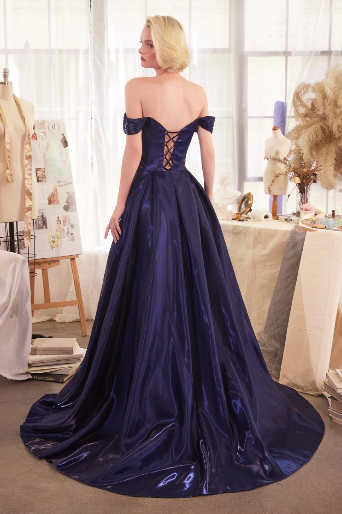 BURGAS festkjole | bridalstore.dk