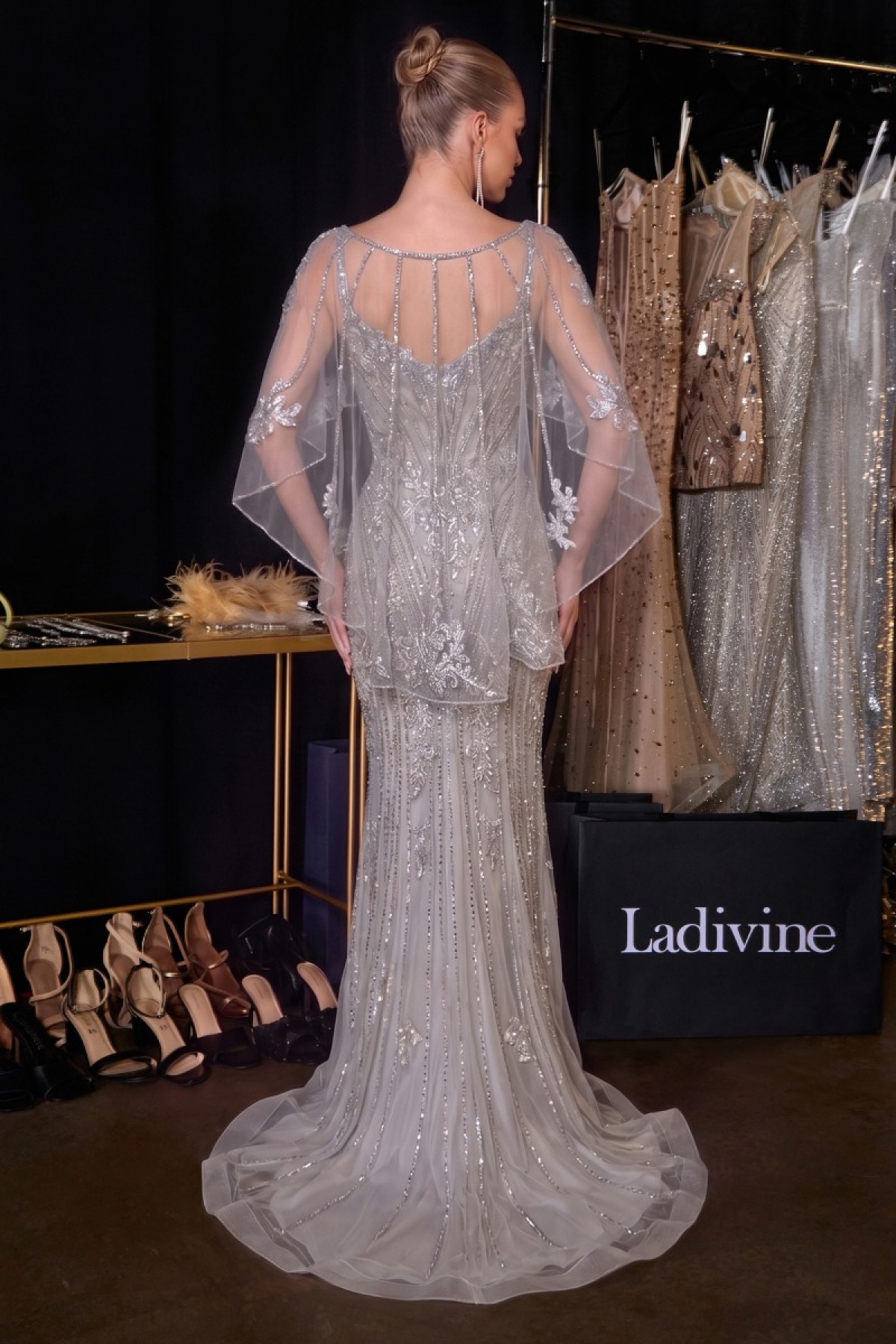 MARIEHAMN festkjole | bridalstore.dk