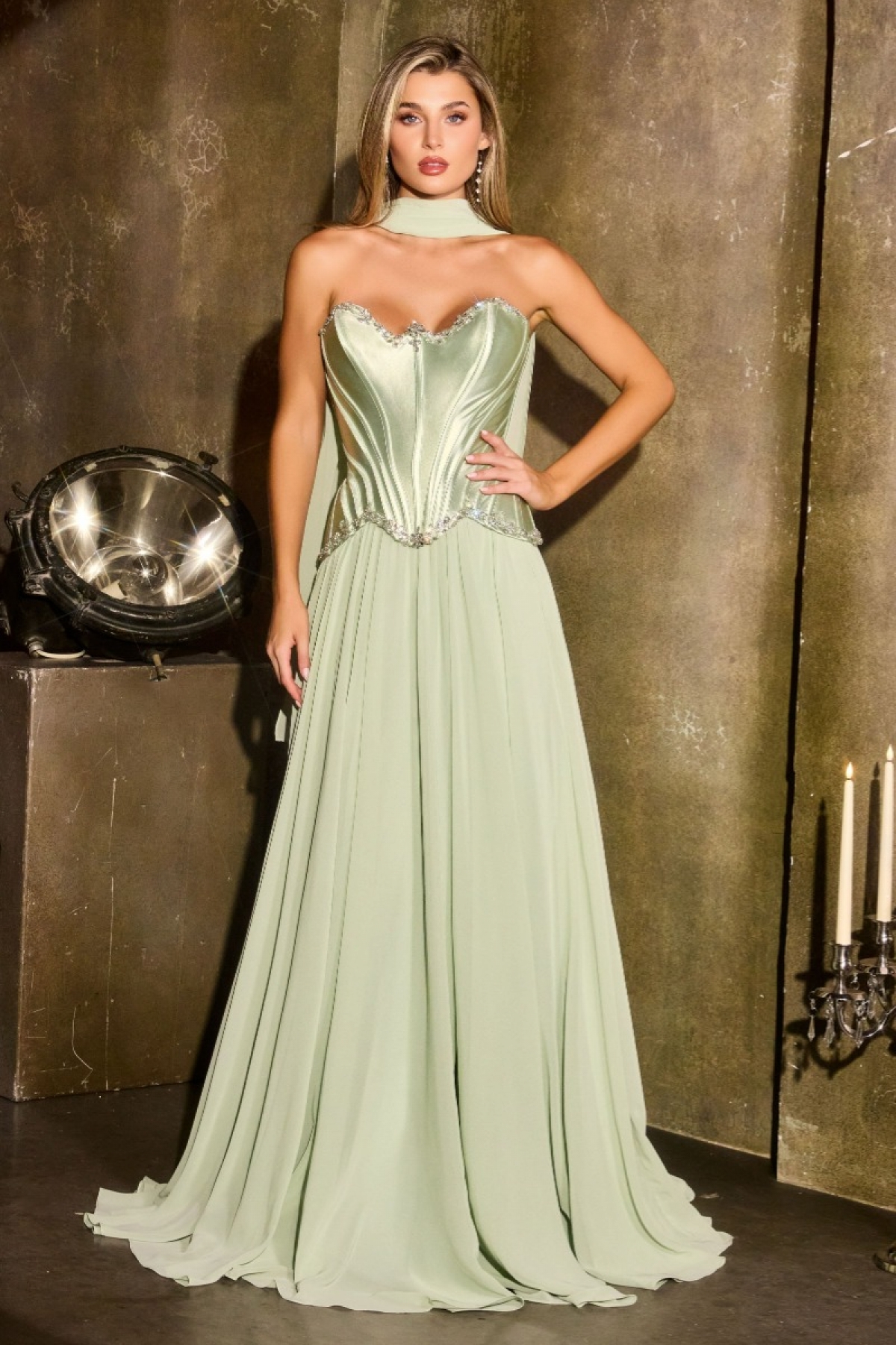 CHARLESTON festkjole | bridalstore.dk
