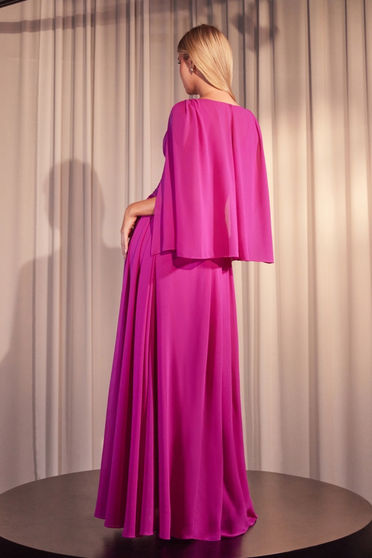MEKKA festkjole | bridalstore.dk