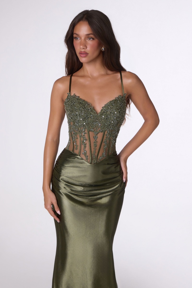 NAESTVED festkjole | bridalstore.dk