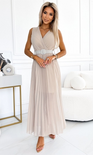 NUMOCO plisseret lang kjole i beige (546-1)