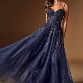REZEKNE festkjole | bridalstore.dk