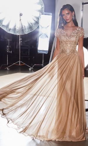 SANTORINI festkjole til brudens mor | bridalstore.dk