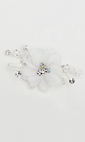 Broche Y079 med blomst og krystaller | bridalstore.dk