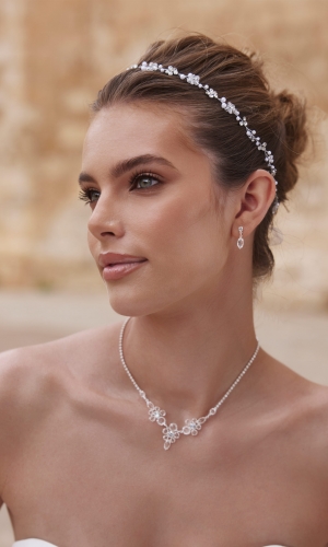 Brudekrans med zirkoner, perler og organzabånd | bridalstore.dk