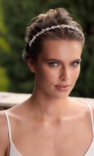 Hårbøjle med perler, rhinsten og krystaller | bridalstore.dk