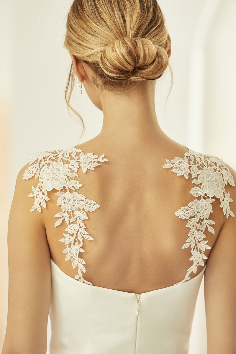 Brudestropper 15400 i fin blonde | bridalstore.dk