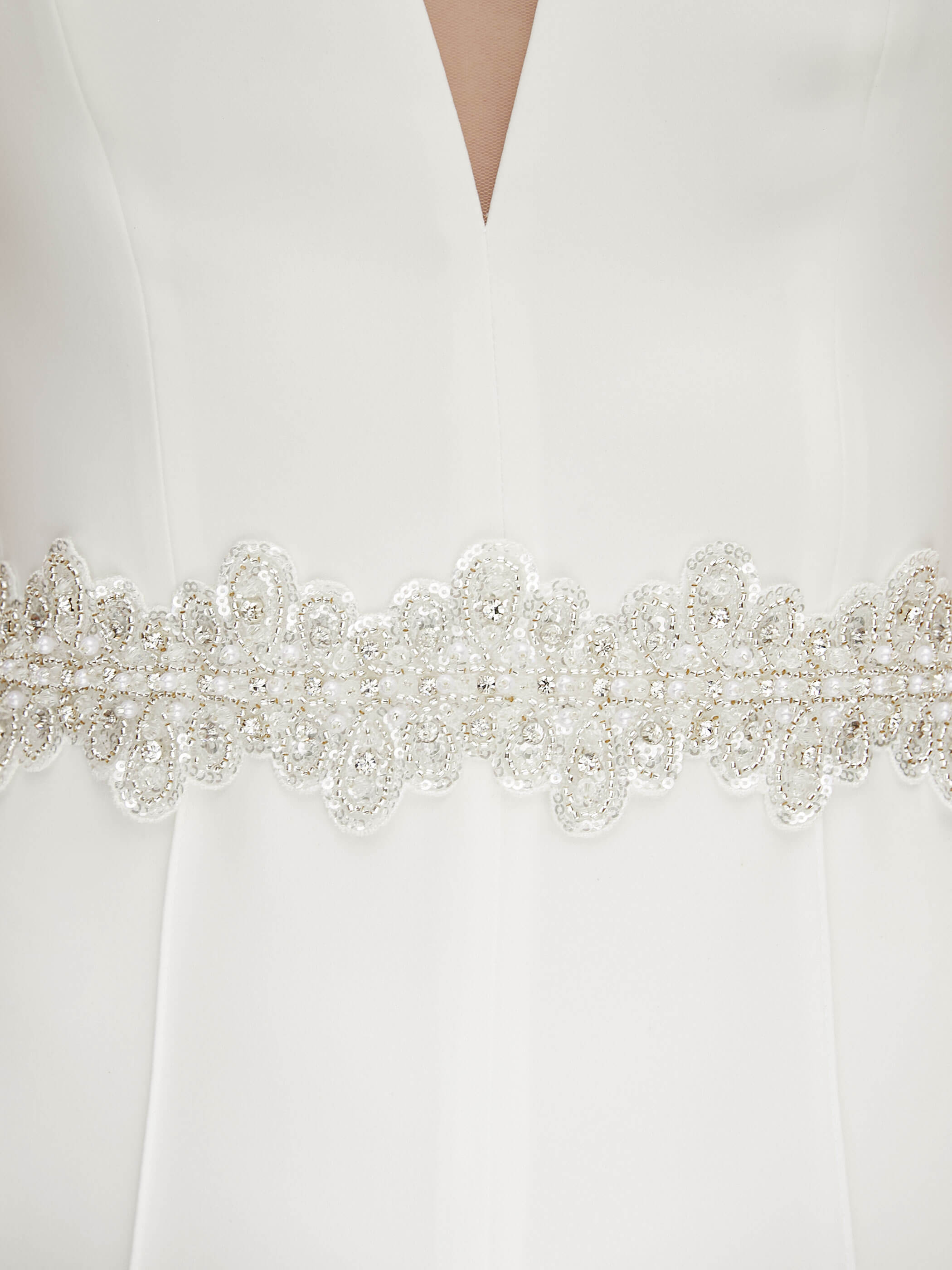 Brudebælte PA106 med perler og pyntesten på satin | bridalstore.dk