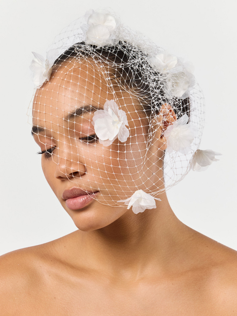 Fascinator ivory | bridalstore.dk