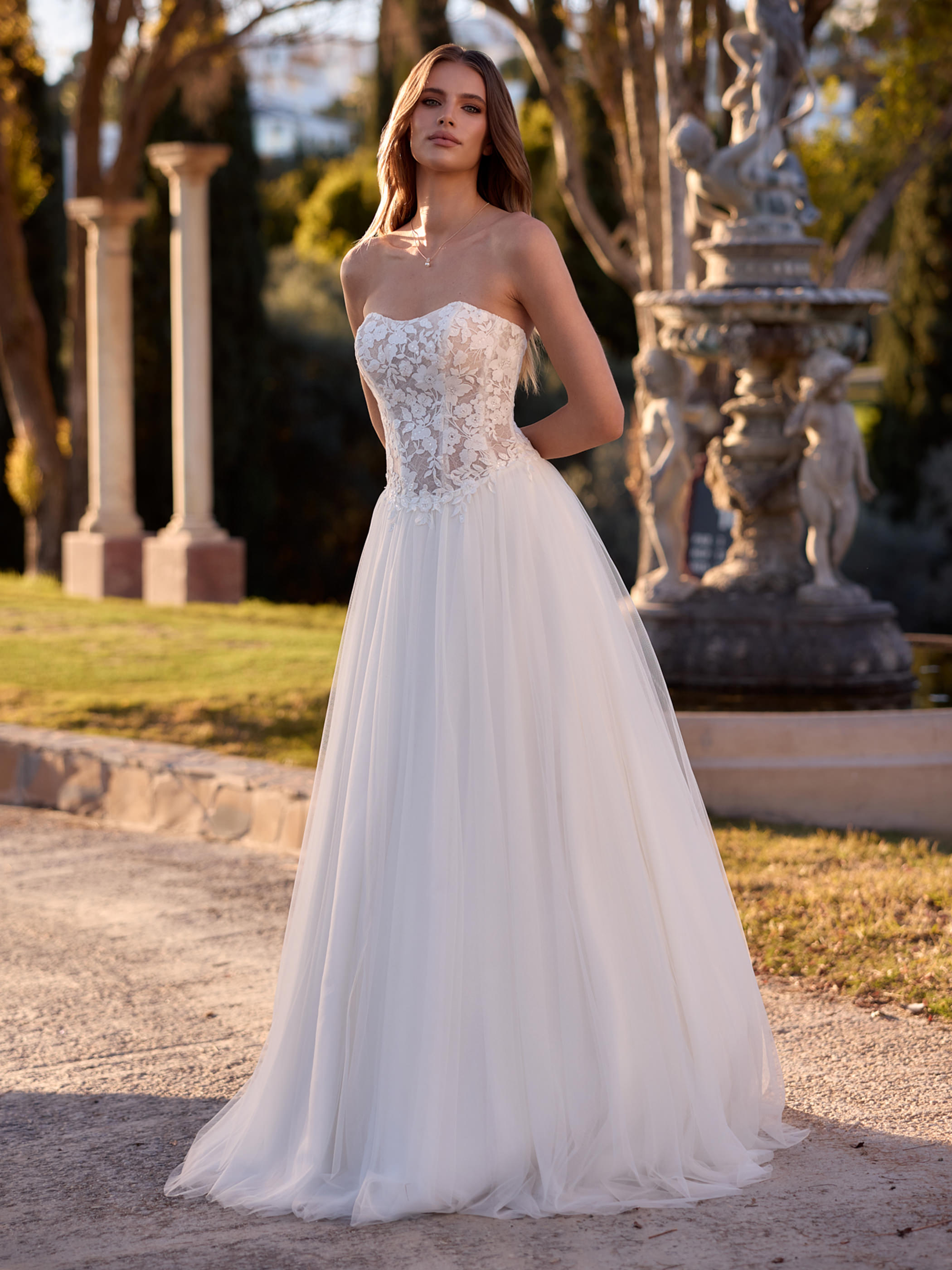 Brudekjole MARIETHA | bridalstore.dk