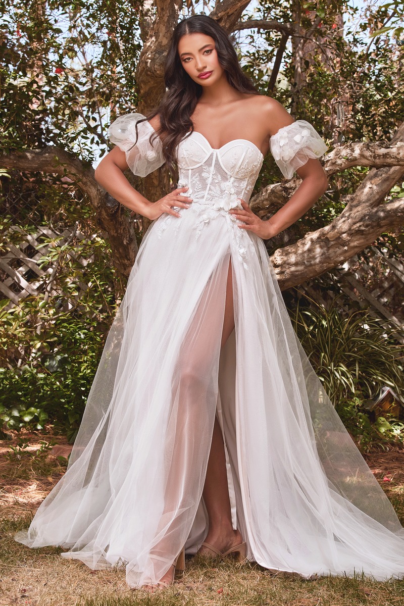 Lang brudekjole CB080W i tyl med slids | bridalstore.dk