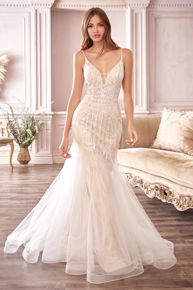 Lang brudekjole CDS401 i glimmertyl med volanger i skørtet | bridalstore.dk
